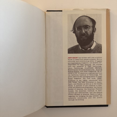 Directed Energy-Beam Weapons: The Next Arms Race by Hecht 1985 2nd Print HCDJVG - Picture 18 of 18