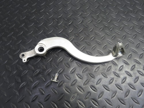 22 23 24 HONDA CRF 450R CRF450R OEM REAR BRAKE PEDAL LEVER ARM 46510-MKE-A70 - Picture 1 of 10