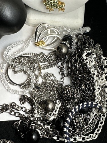 estate jewelry lot - Picture 9 of 17