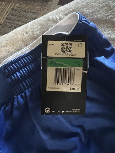 Nike Boys Size XL Basketball Shorts - Picture 2 of 2