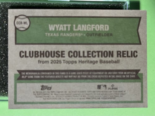 2025 Topps Heritage WYATT LANGFORD /99 Gold Relic Clubhouse Collection Rangers - Imagen 2 de 2
