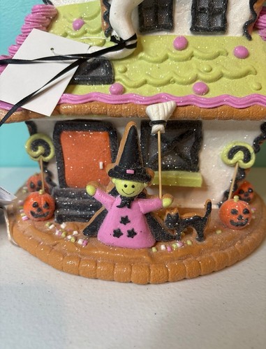 Viral 2025 Ghoulish Light Up LED Lebkuchen Hexe Pastell Halloween Haus Spinne - Bild 2 von 2