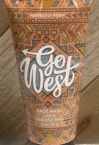 New Perfectly Posh Go West - A Powerful Earthy Face Mask 2 oz. - Picture 2 of 5