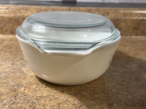 Vintage Pyrex Blue Iris Casserole Bowl with Lid England - Picture 4 of 13