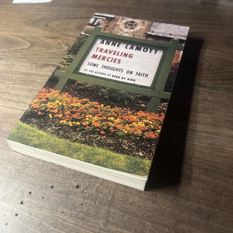 TRAVELING MERCIES. SOME THOUGHTS ON FAITH. by Lamott, Anne. - Image 4 of 4