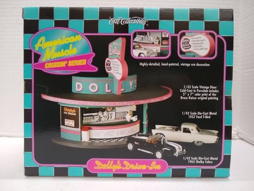 Ertl #7904 - Dolly's Drive-In (Porcelain) w '57 T-Bird & '65 Cobra 1/43 Diecast - Picture 2 of 3