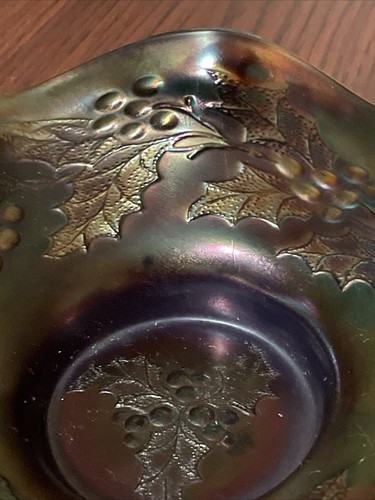 Carnival Glass Holly & Berries Ruffled Black/Red Bottom Bowl 7.75” - Picture 12 of 13