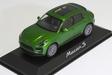 Minichamps 1/43 Porsche Macan Mamba Green Metallic 2018 Model Car New
