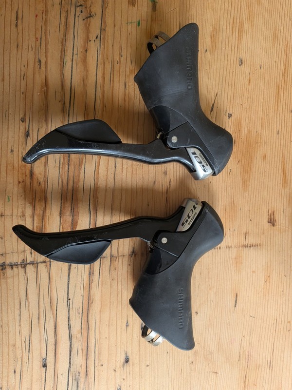 Shimano 105 ST-5800 Mechanical 2x11 Speed STI Levers pair 
