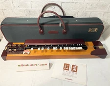Suzuki  Taishogoto Taishokoto Momiji  Electric Japanese Harp Koto