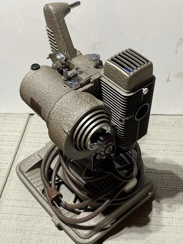 Vintage Revere Camera Company Model 85 8mm Projector Case and Power Cord - Picture 19 of 20