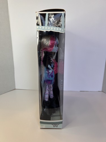 Monster High Picture Day Abbey Bominable Doll NIB New in Box 2012 Mattel - Bild 7 von 11