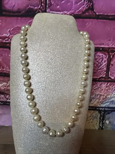 Vintage Natural Pearls 45 Pearls Necklace
