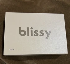 BLISSY MOMME 22 Standard WHITE MULBERRY SILK PILLOWCASES New In Box