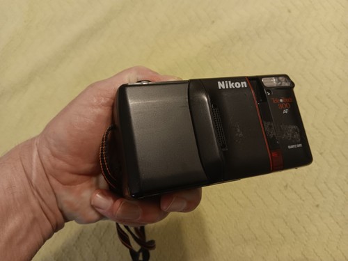 Nikon Tele Touch 300 AF Point & Shoot 35mm Film Camera w/ Macro Lens Feature - Picture 5 of 8