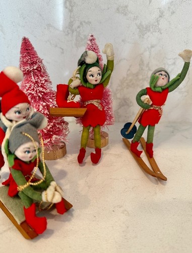 SET VINTAGE 4 ELFI PIXIE 3 ORNAMENTI ALBERO DI NATALE sci sportivo, slitta, pattini da ghiaccio - Foto 10 di 10