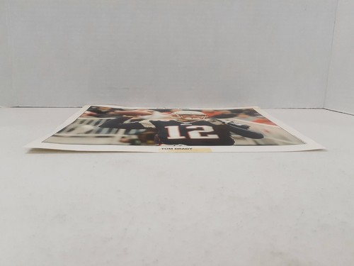2 Tom Brady Photos New England Patriots  Boston Globe &  Sports Illustrated Kids - Bild 14 von 17