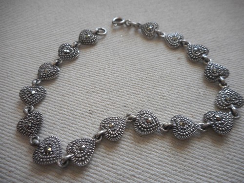 Lovely Vintage Sterling Silver Marcasite Heart Link 7.5" Bracelet 49652 - Picture 2 of 7