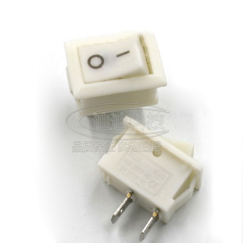 2 pin piccolo interruttore a dondolo mini rettangolare accensione/spegnimento SPST 6A 250 V rosso bianco nero barca - Foto 5 di 6