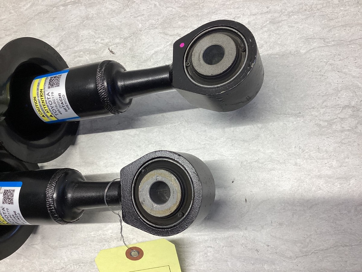 つきフォーム Amazon.com: Rear Strut Shock Absorber Compatible with Nissan