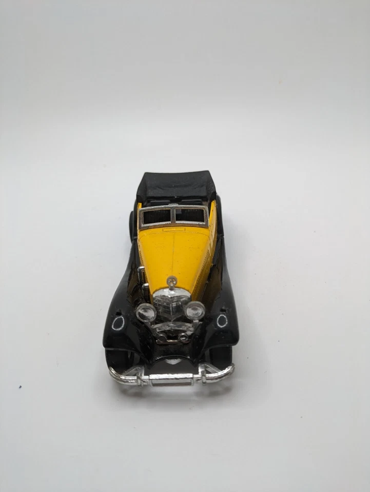 Vintage Yatming Mercedes 540K Cabriolet 1:32 Scale Model Diecast No.8502 Yellow - Image 2 of 4