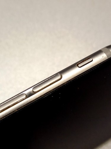 Used iPhone 6 – Detects Charging, Does Not Power On, Signs of Use, For Parts or - Zdjęcie 6 z 7