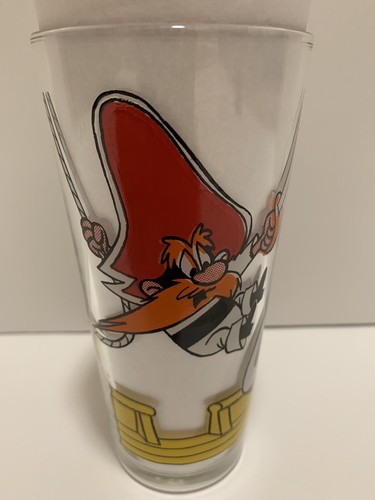 VTG 1976 Looney Tunes Yosemite Sam/Bugs Bunny Collector Cup Warner Bros! - Picture 3 of 10