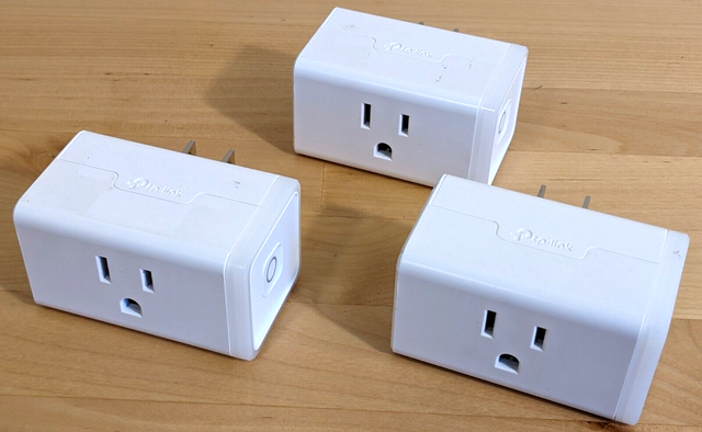 Lot of 3 TP-Link Kasa Smart Plug Mini Works with Alexa & Google Home HS105 Lot of 3 TP-Link Kasa Smart Plug Mini Works with Alexa & Google Home HS105