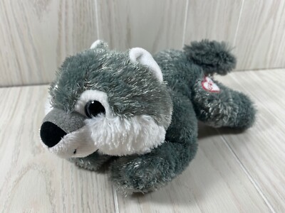 Great Wolf Lodge embroidered GWL heart small gray white plush lying down Fiesta