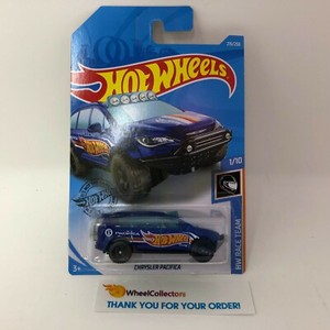 chrysler pacifica hot wheels