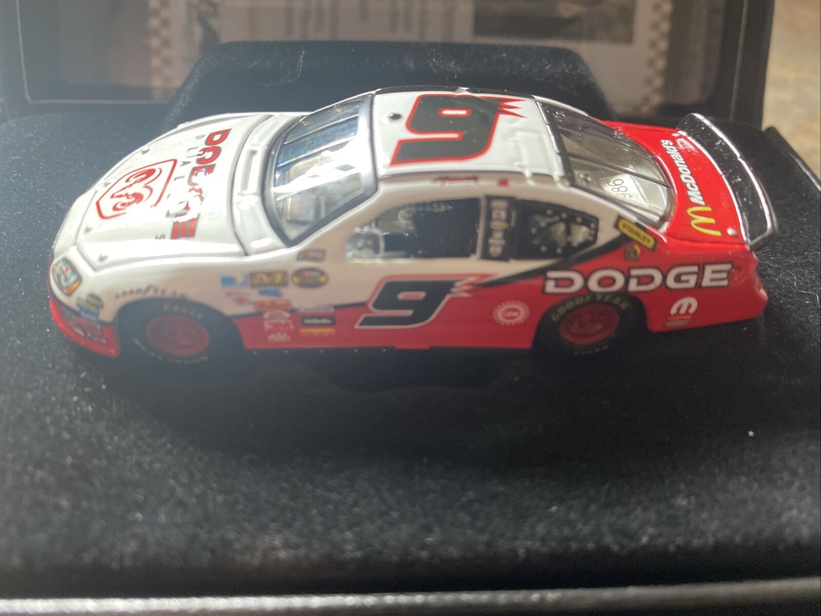 Picture 2 of 5