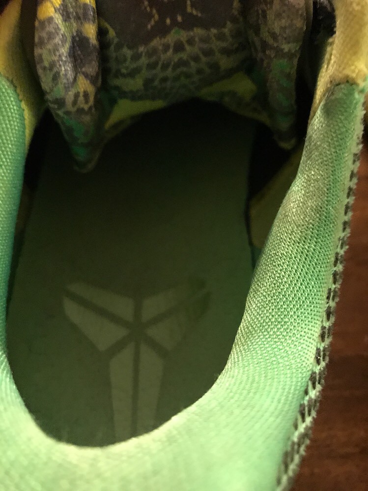 Nike Zoom Kobe X 10 Low sz 8 Poison Green Grinch Volt Vino Grinch Green Black 705317-333 d6b8c4 Nike Zoom Kobe X 10 Low sz 8 Poison Green Grinch Volt Vino Grinch Green Black 705317-333 d6b8c4