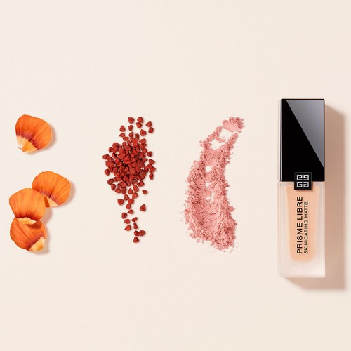 Givenchy Prisme Libre Skin Caring Matte Foundation 5-N390 (1 oz) Full Size - Picture 5 of 5