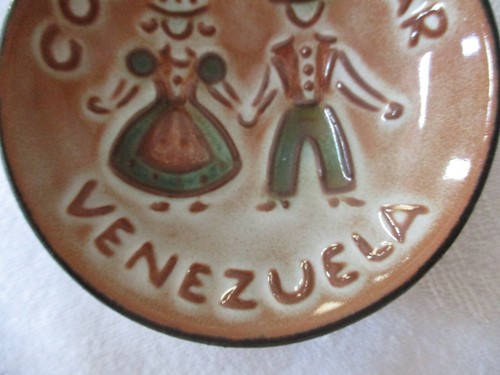 Gotek Colonia Tovar Venezuela Studio Pottery ~ Signed ~ Butter Pat Small Dish - Picture 5 of 6
