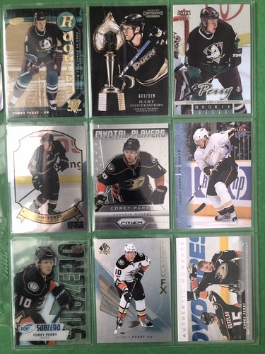 Corey Perry  Mixed Lot (9 cards) st3122 - Foto 1 di 2