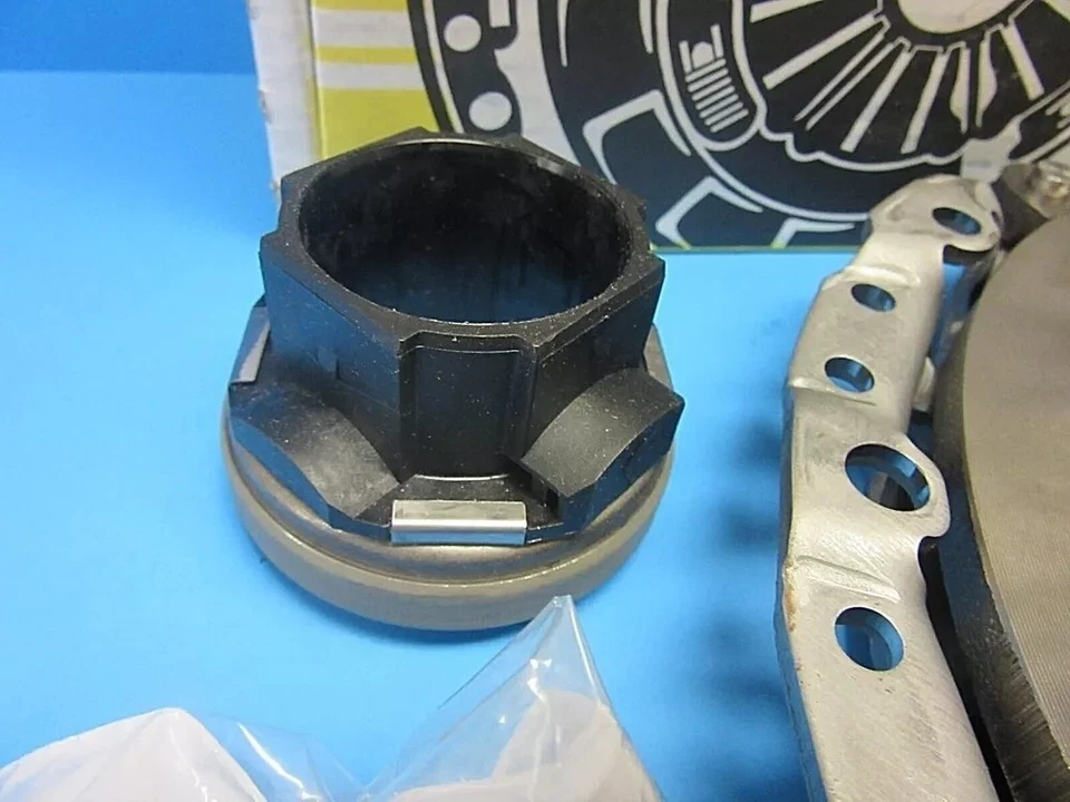 Trans. Kit de embrague LUK reemplaza BMW OEM # 21207531843 (325XI 330CI 330I 530I Z4) Foto 3 de 4