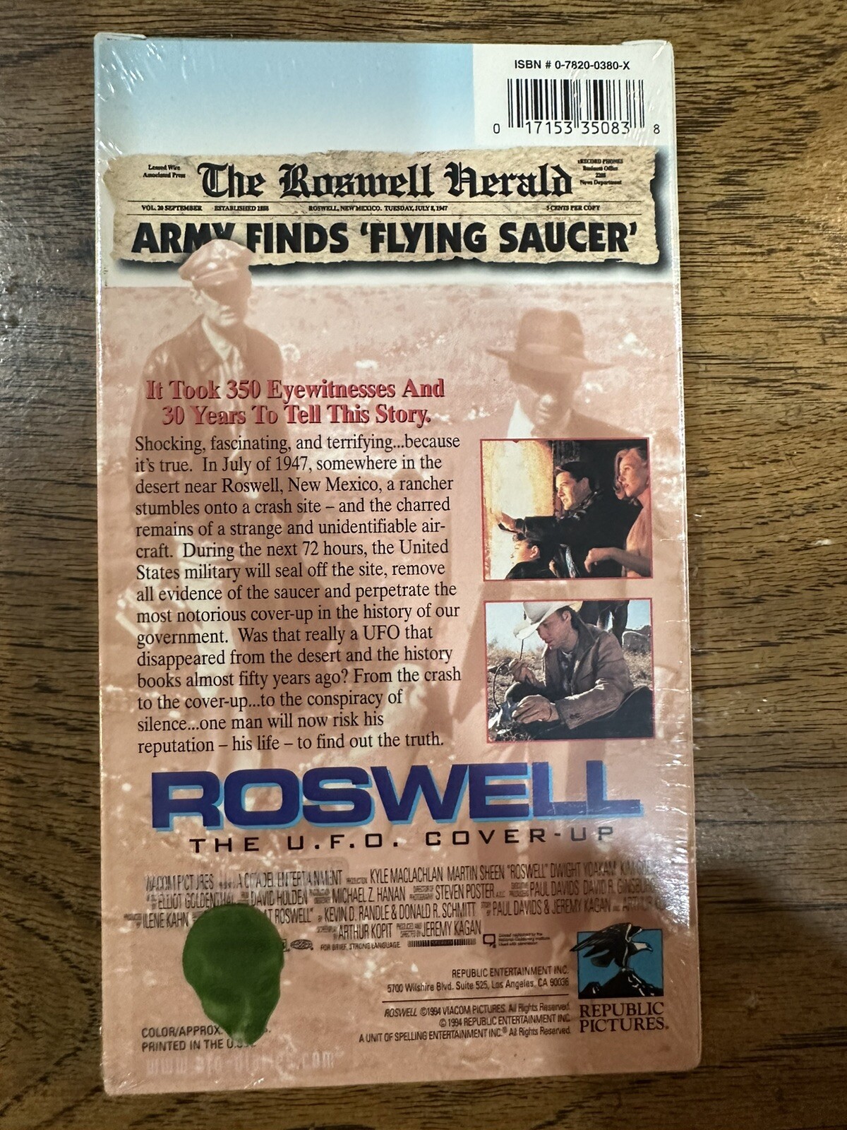 Roswell%3A+The+U.F.O.+Cover-Up+%28VHS%2C+1995%29 for sale online