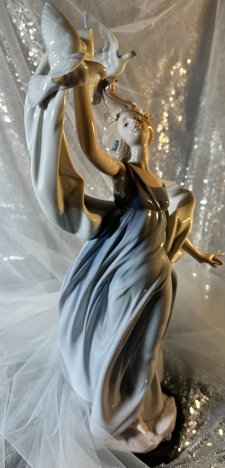 Lladro NEW HORIZONS, #6570 Porcelana Brillante, Colección Millenium, Raro con CAJA Foto 3 de 4