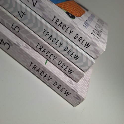 Knitty Kitties Mystery Series Books 2 - 5 Tracey Drew Paperback Lot of 4 - Imagen 3 de 12