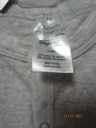 Gerber Modern Moments Baby Boy 2-Pc Organic Dark & Light Gray Romper Size 3-6M - Picture 3 of 4