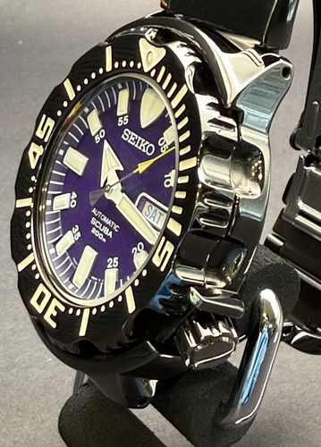 Seiko Night Monster 7S26-03G0 Automatic Purple Dial Diver's 42 mm - Rank A - Picture 7 of 18