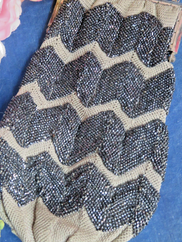 Antica borsa Art Decò Flapper cornice argento cerniera ecrù nera con perline borsetta 9" - Foto 6 di 9