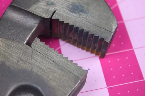 Nonspark 18" Beryllium Pipe Wrench - NGK Berylco W219 - Picture 6 of 6