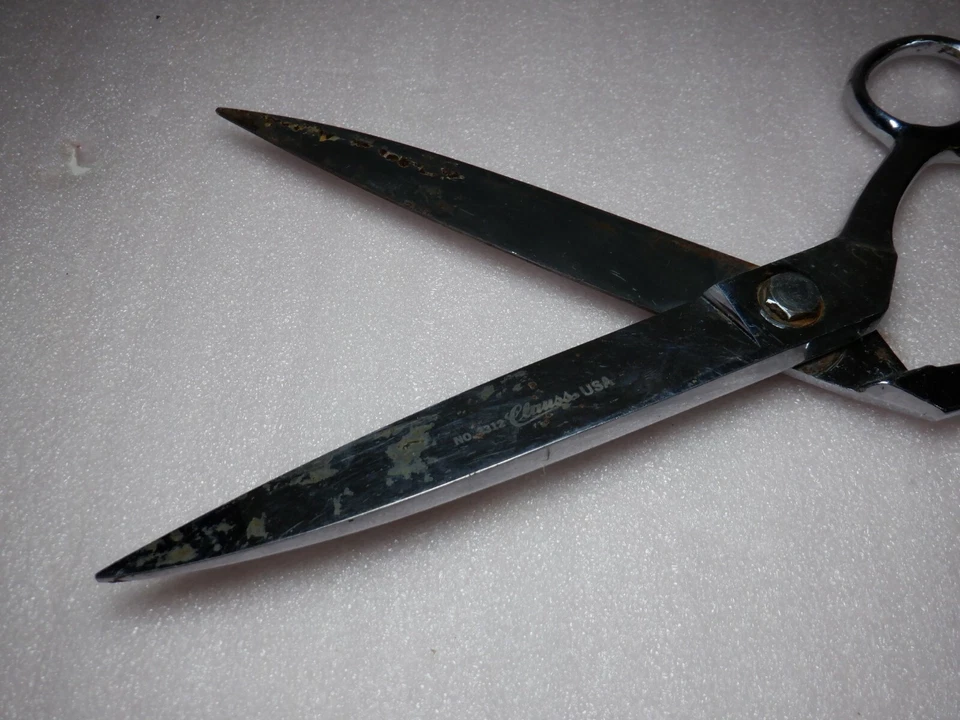 SET OF 2 6" SCISSORS - Image 3 of 4