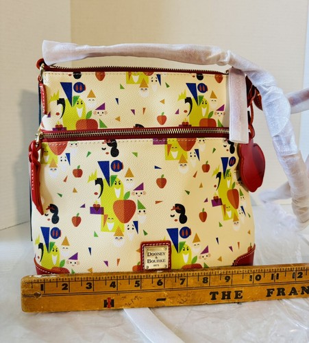 Disney Snow White Dooney and Bourke 85th Anniversary Crossbody Bag NWT - Picture 6 of 12