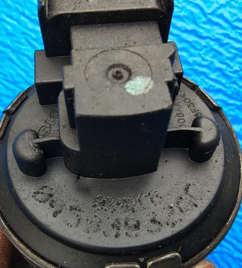 CARGADOR DODGE MAGNUM CHRYSLER 300 OEM 2.7L 04593892AA VÁLVULA EGR 05-10 Foto 2 de 2