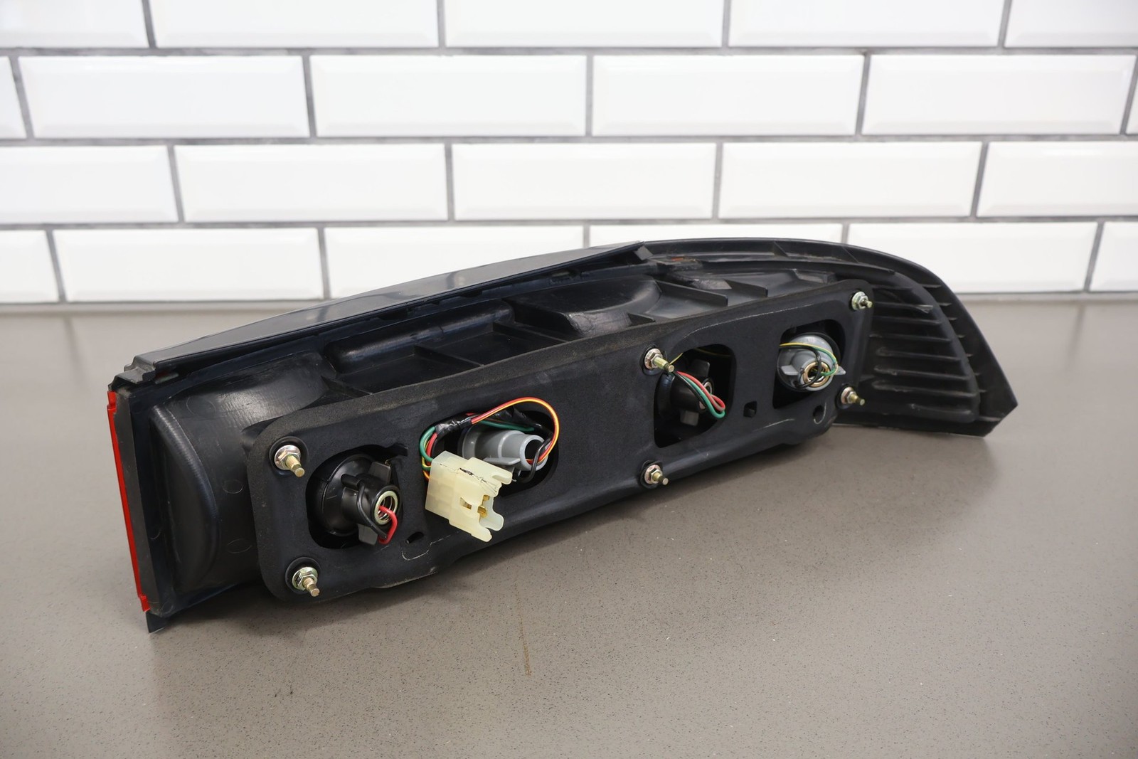 Aston Martin Vantage 2002 Left Tail light