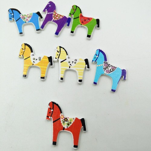50 Pieces Colorful Horse Shaped Wood Sewing Buttons DIY - Picture 2 of 5
