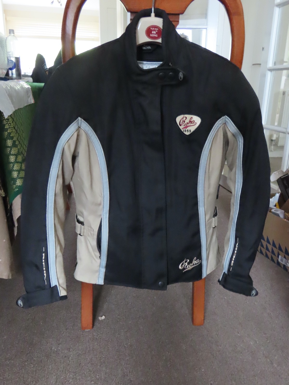 Picture 1 of 4