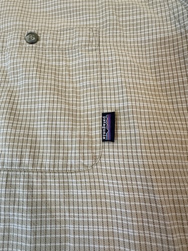 Mens Patagonia Long Sleeve Organic Cotton Button Down Shirt Size XL, Tan - Picture 2 of 5